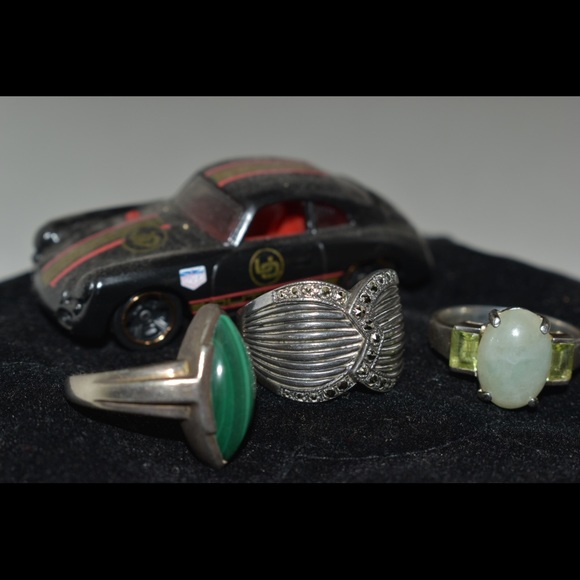 Rings - Picture 2 of 5